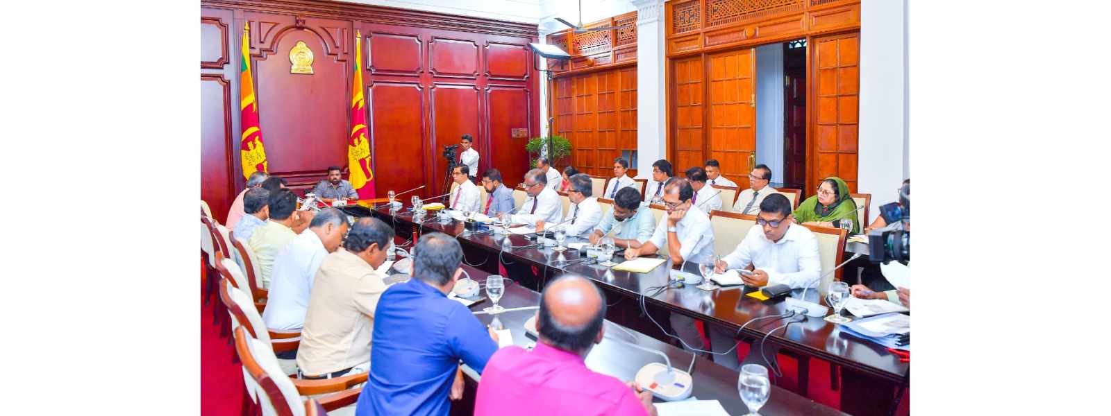 ජනපති දිස්. සම්බන්ධීකරණ කමිටු සභාපතිවරු හමුවෙයි